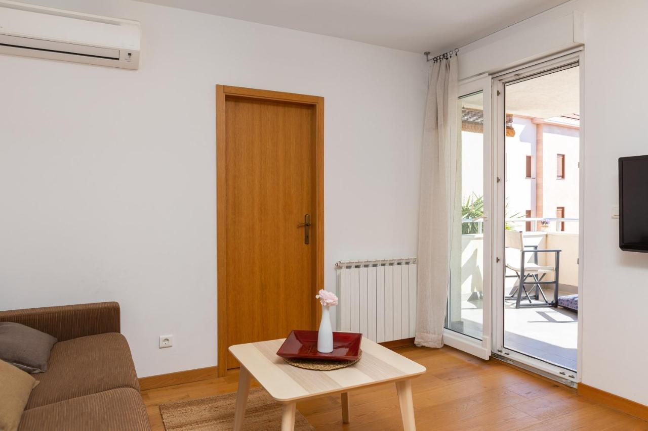 Modern Apt With Terrace 4 Min Walk To The Beach Split Zewnętrze zdjęcie