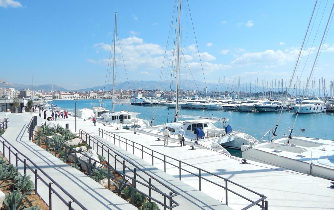 Modern Apt With Terrace 4 Min Walk To The Beach Split Zewnętrze zdjęcie